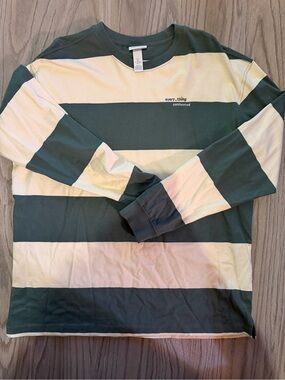 H&M Men's Forest Green and White Striped Long-Sleeve Tee